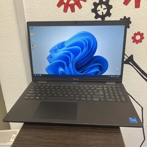 Dell Latitude 3520
