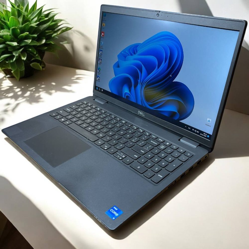 Dell Latitude 3520
