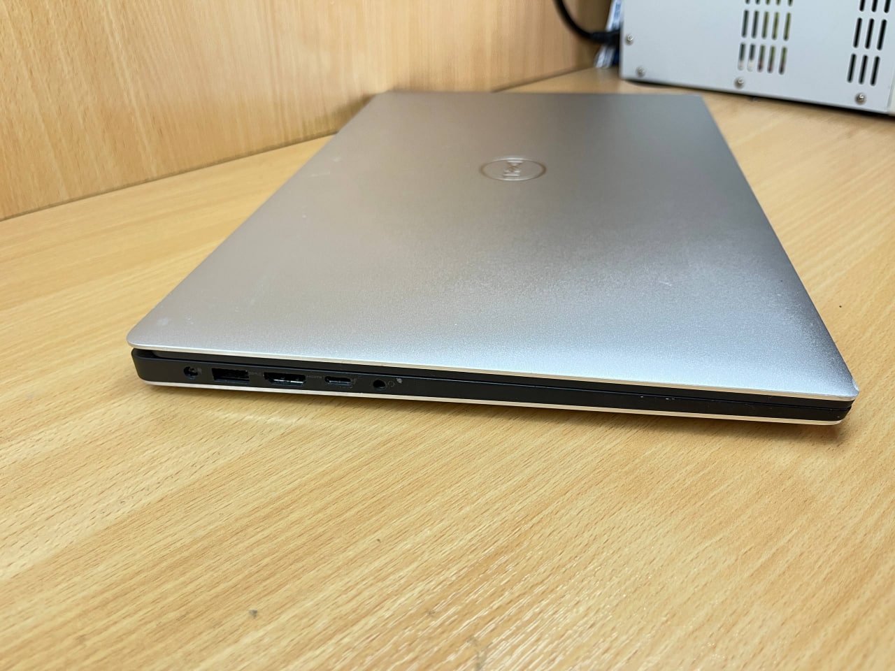 Dell Precision 5530 Dell Precision 5530